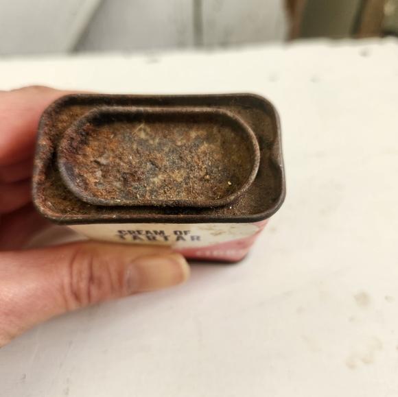 Vtg IGA Red & White Cream of Tarter Tin - Picture 2 of 7